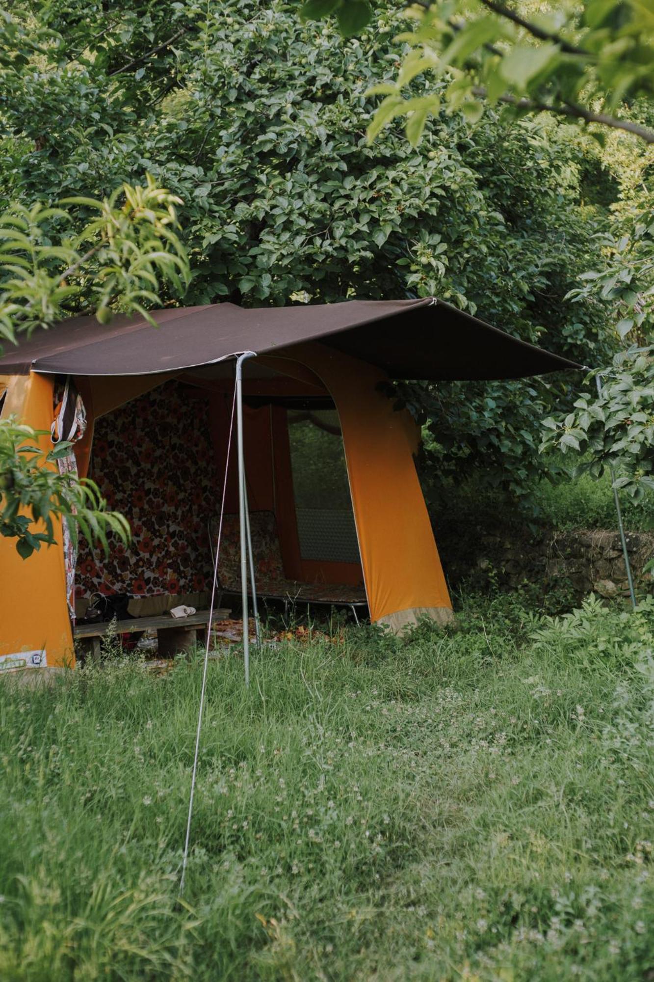 The House In The Village Pellumbas エクステリア 写真