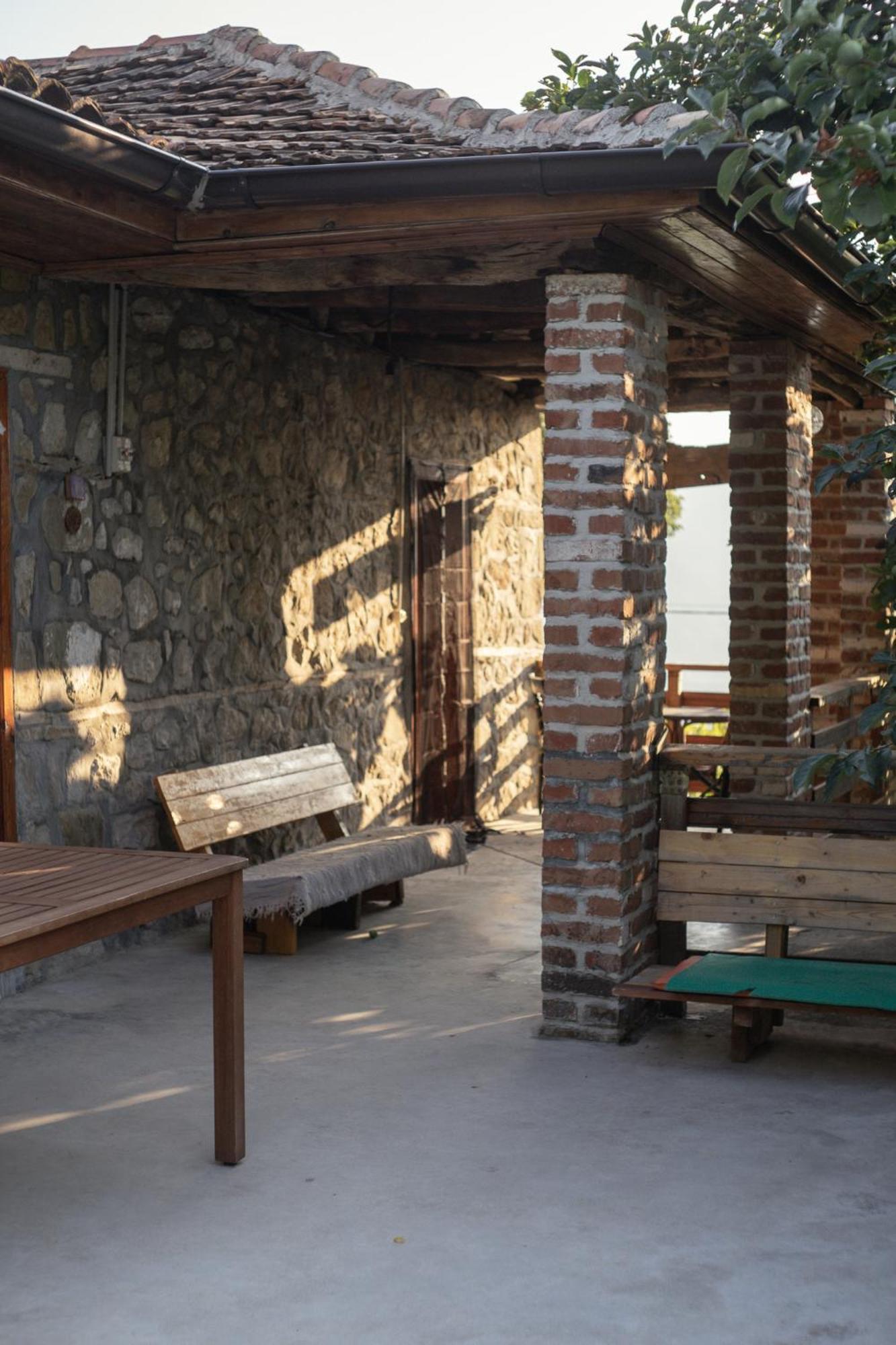 The House In The Village Pellumbas エクステリア 写真
