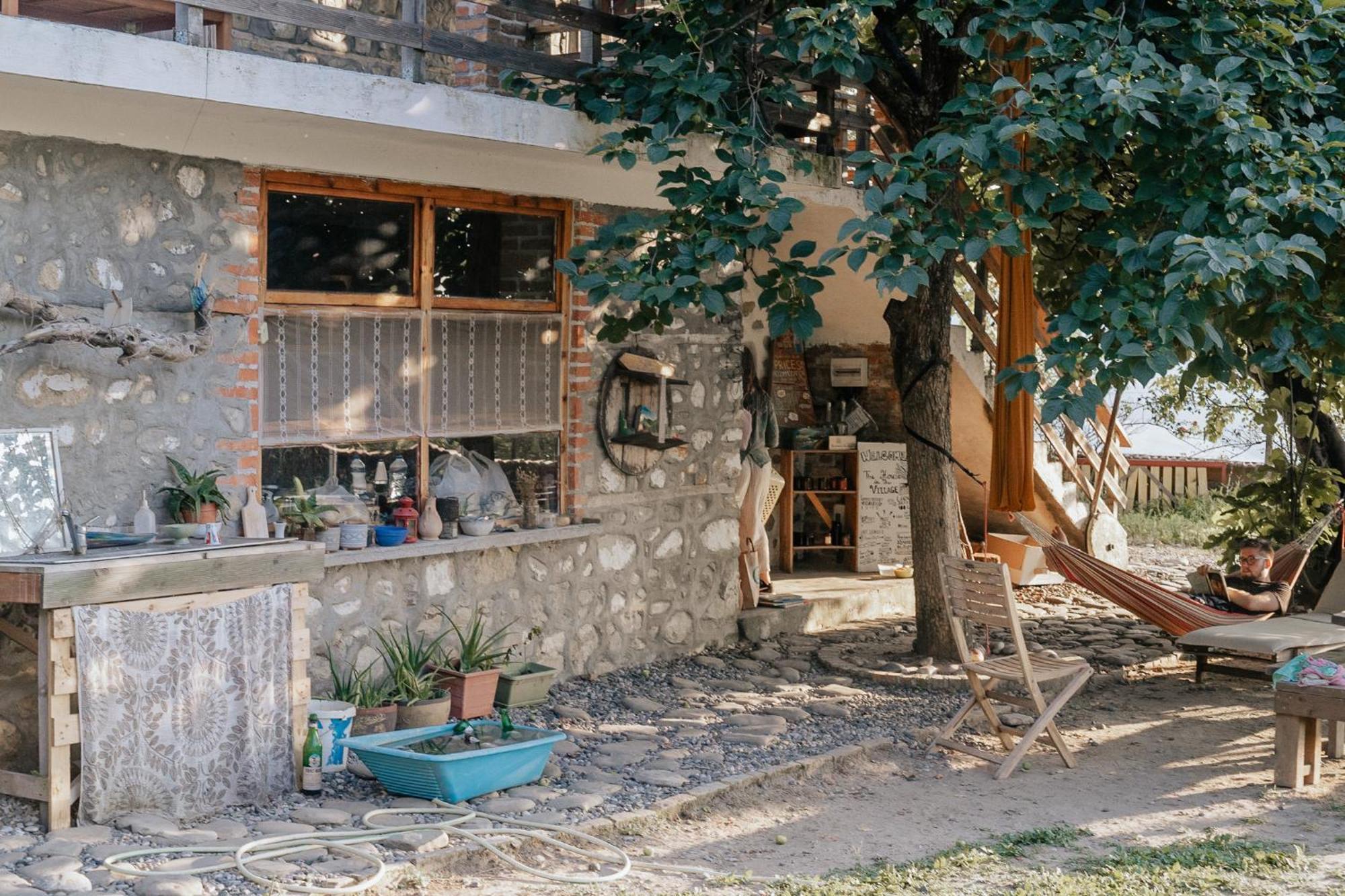 The House In The Village Pellumbas エクステリア 写真